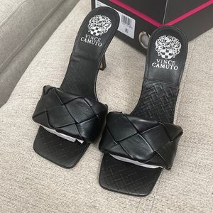 Vince Camuta Brelanie Sandals